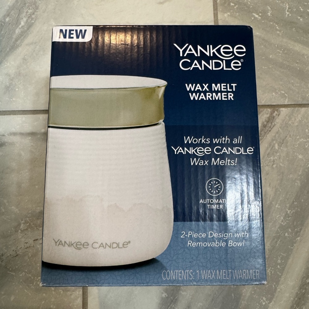 Yankee Candle Plug In Wax Warmer New in Box